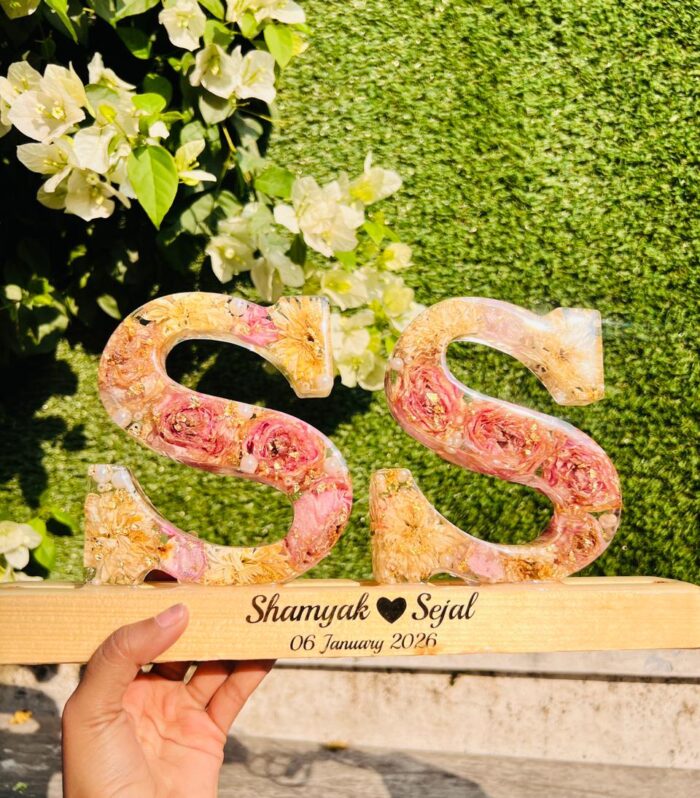 Resin Beautiful Name Stand